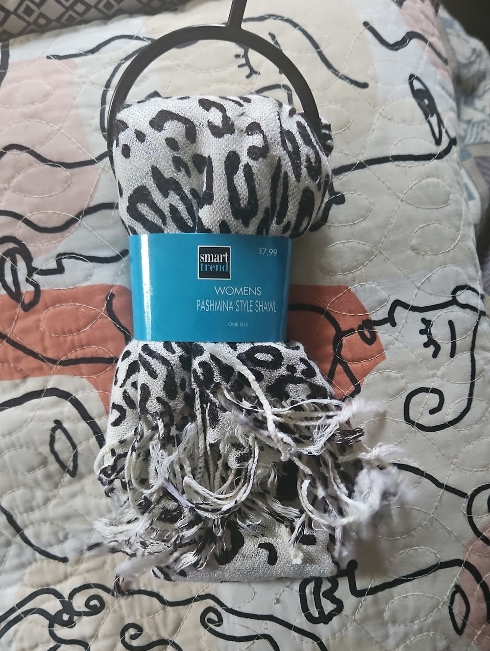 Women's Leopard Pashmina Style Shawl - Black & White